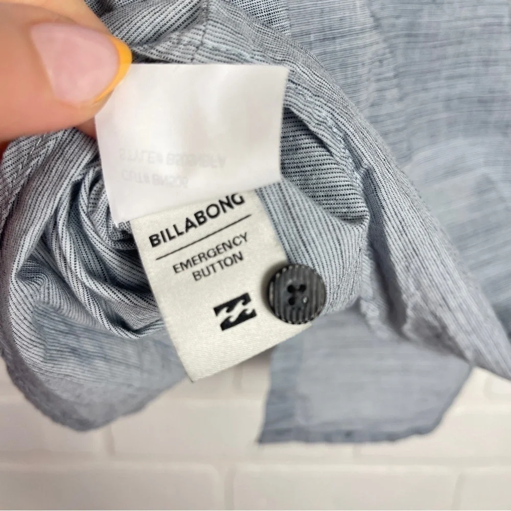 Billabong Short sleeve button down Boys Blue colour block size Medium